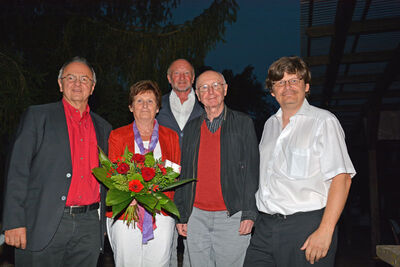 Bild (von links) Thomas Kraft, (hinten) Klaus von Lindern, Gernot Schulz und der SPD-Ortsvereinsvorsitzende Walter Hörni